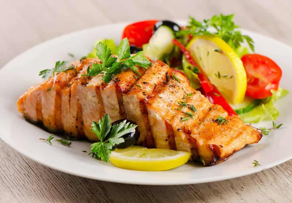 How Long Can Cooked Salmon Stay Out? When It’s Unsafe