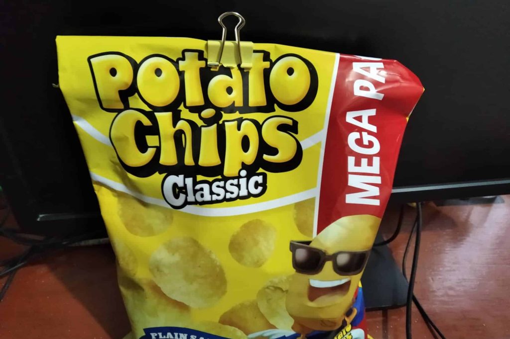 potato chips with binder clip
