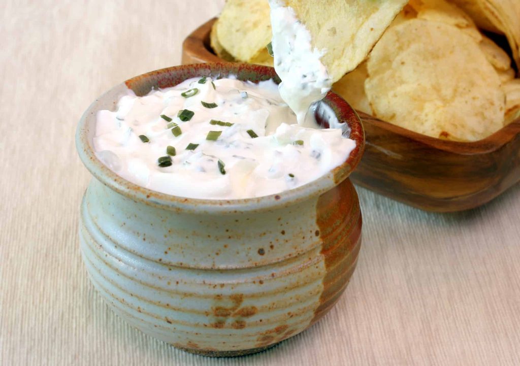 sour cream with chives
