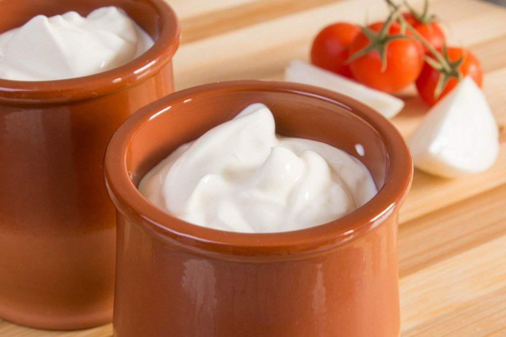 sour cream in a bowl
