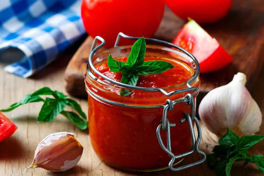 homemade pizza sauce in a jar