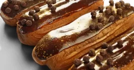 delicious chocolate eclair cakes