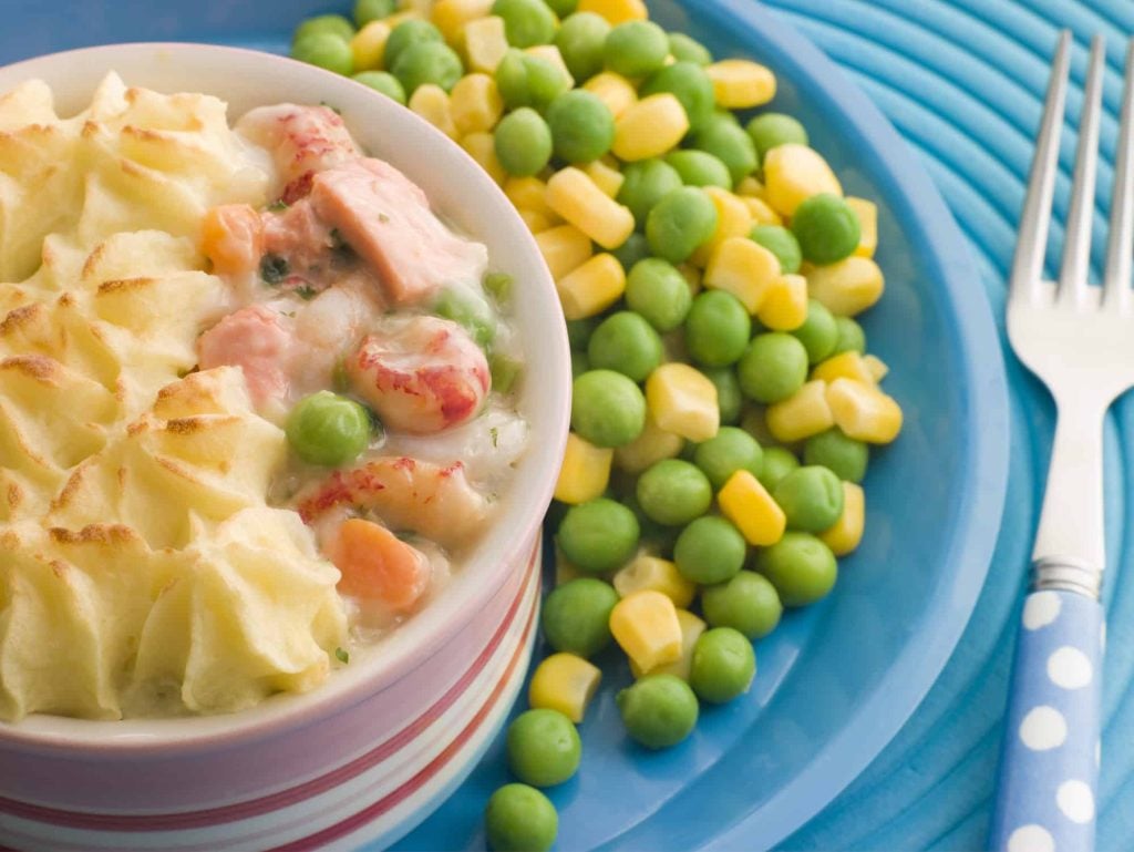 fish pie with corn and peas