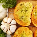 garlic bread with fresh garlic