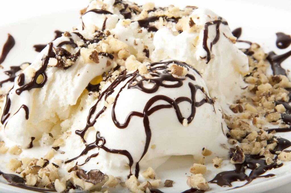 almond joy sundae